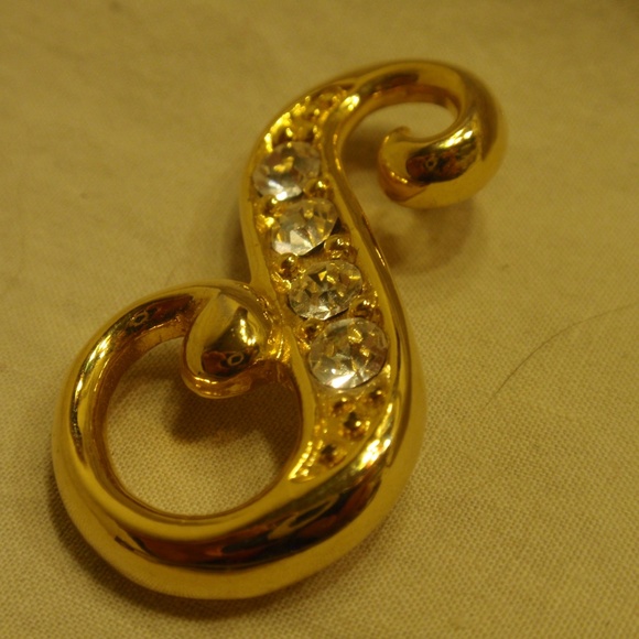 Letter "S" Brooch - Picture 2 of 6